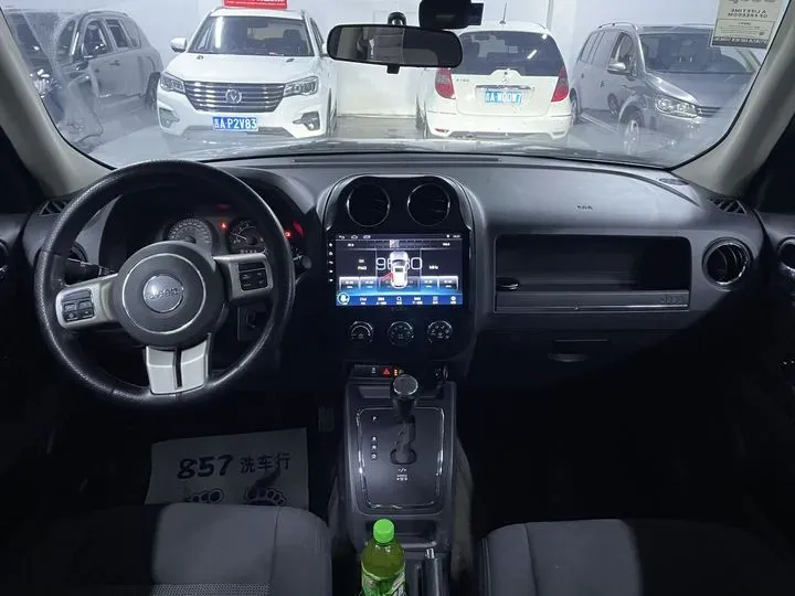 2015 Jeep Patriot 2.4L 170HP L4 6AT,autocango,china used car exporter,china ev exporter,chinese used car exporter,chinese used ev exporter