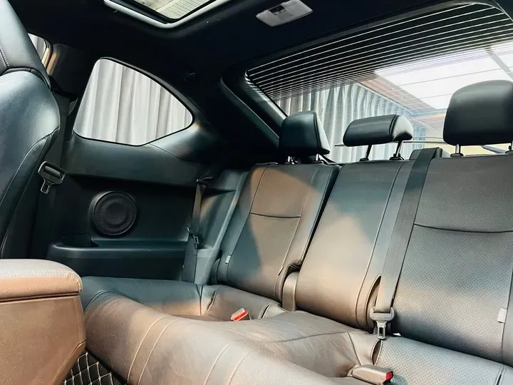 2011 Toyota Zelas 2.5L 178HP L4 6AT,autocango,china used car exporter,china ev exporter,chinese used car exporter,chinese used ev exporter