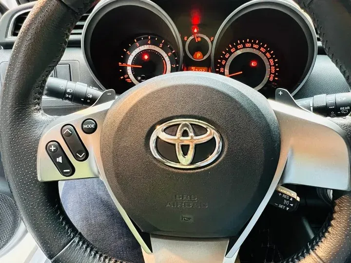 2011 Toyota Zelas 2.5L 178HP L4 6AT,autocango,china used car exporter,china ev exporter,chinese used car exporter,chinese used ev exporter