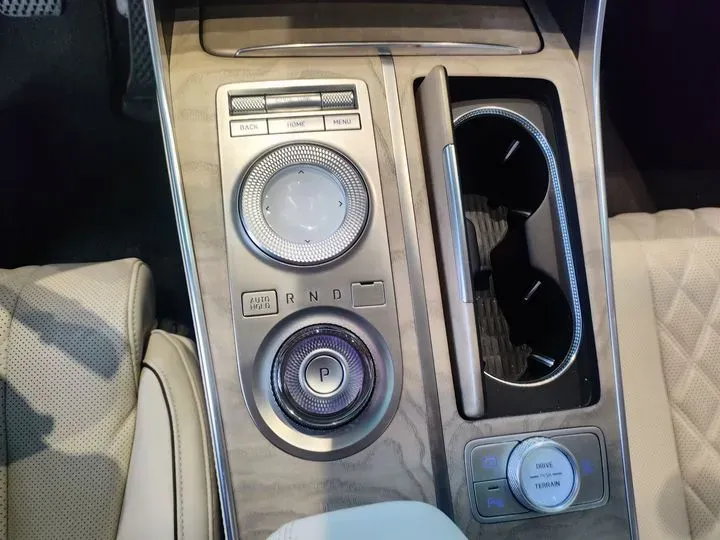 2021 Genesis GV80 2.5T 304HP L4 8AT,autocango,china used car exporter,china ev exporter,chinese used car exporter,chinese used ev exporter