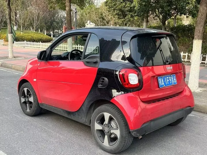 2015 Smart smart fortwo 1.0L 71HP L3 6DCT,autocango,china used car exporter,china ev exporter,chinese used car exporter,chinese used ev exporter
