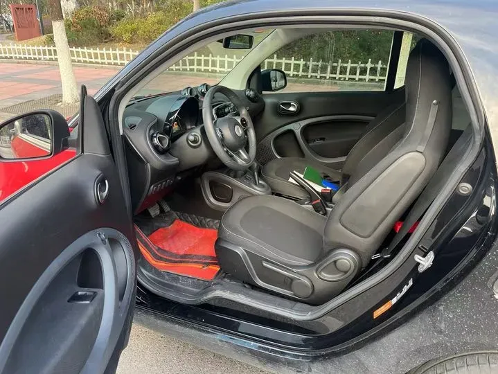 2015 Smart smart fortwo 1.0L 71HP L3 6DCT,autocango,china used car exporter,china ev exporter,chinese used car exporter,chinese used ev exporter