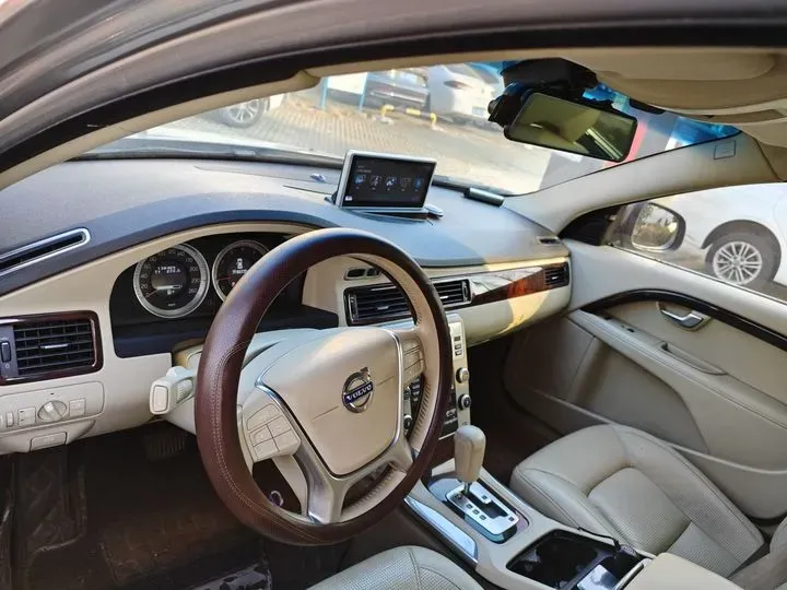 2012 Volvo S80L 2.0T 240HP L4 6DCT,autocango,china used car exporter,china ev exporter,chinese used car exporter,chinese used ev exporter