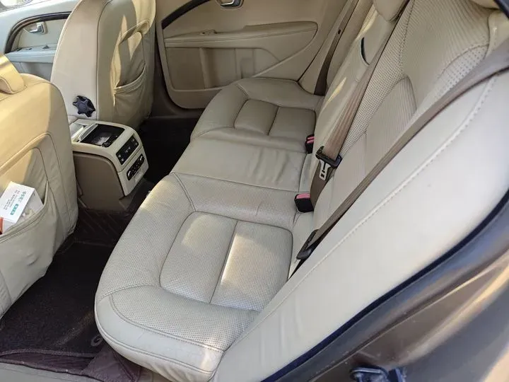 2012 Volvo S80L 2.0T 240HP L4 6DCT,autocango,china used car exporter,china ev exporter,chinese used car exporter,chinese used ev exporter