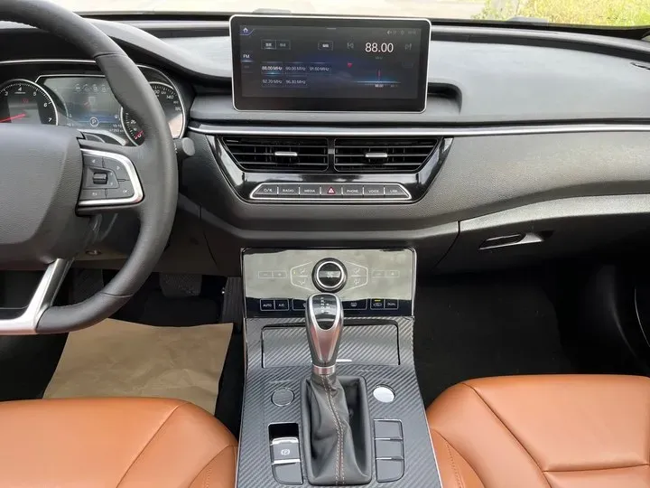 2019 HongQi H5 1.8T 180HP L4 6AT,autocango,china used car exporter,china ev exporter,chinese used car exporter,chinese used ev exporter