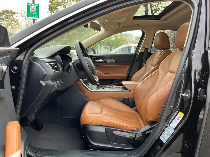 2019 HongQi H5 1.8T 180HP L4 6AT,autocango,china used car exporter,china ev exporter,chinese used car exporter,chinese used ev exporter