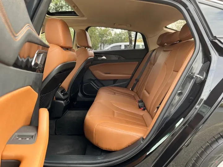 2019 HongQi H5 1.8T 180HP L4 6AT,autocango,china used car exporter,china ev exporter,chinese used car exporter,chinese used ev exporter