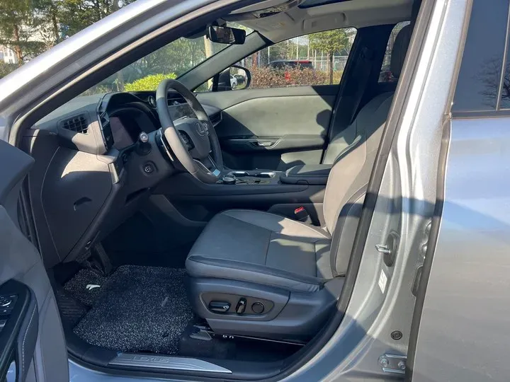 2023 Lexus RZ BEV 66KWH,autocango,china used car exporter,china ev exporter,chinese used car exporter,chinese used ev exporter