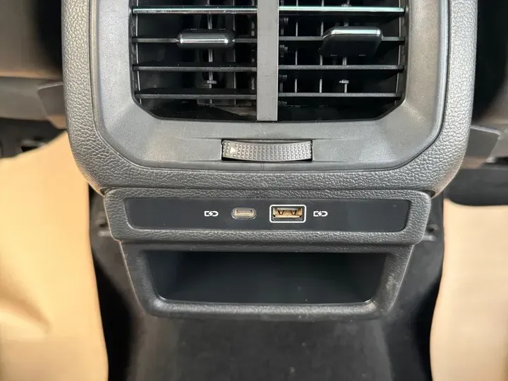 2021 Volkswagen Tharu 1.4T 150HP L4 7DCT,autocango,china used car exporter,china ev exporter,chinese used car exporter,chinese used ev exporter