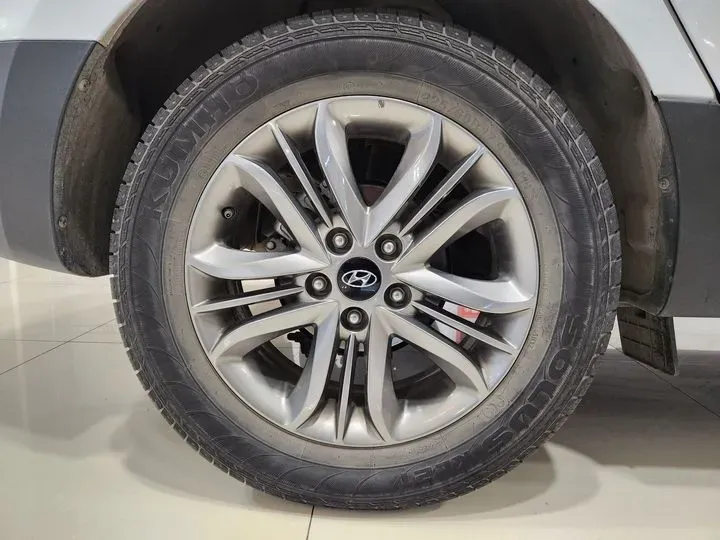 2015 Hyundai ix35 2.0L 160HP L4 6AT,autocango,china used car exporter,china ev exporter,chinese used car exporter,chinese used ev exporter