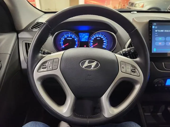 2015 Hyundai ix35 2.0L 160HP L4 6AT,autocango,china used car exporter,china ev exporter,chinese used car exporter,chinese used ev exporter