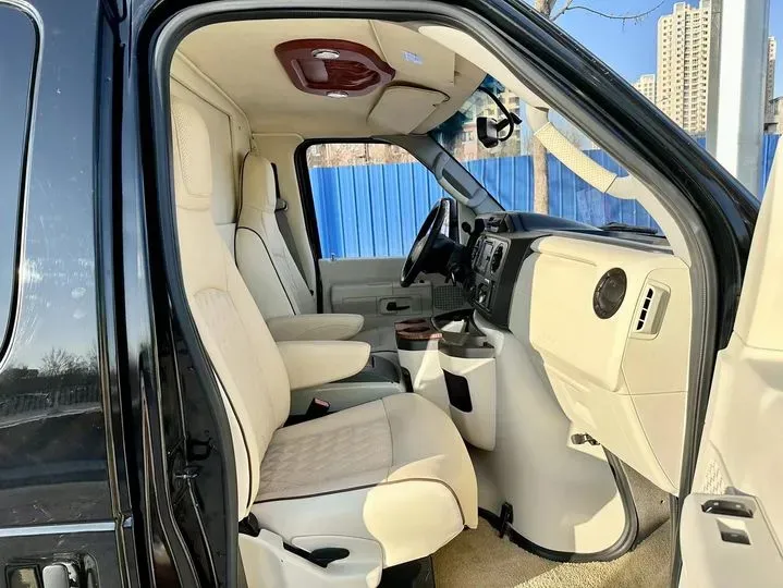 2011 Ford E350 5.4L 258HP V8 5AT,autocango,china used car exporter,china ev exporter,chinese used car exporter,chinese used ev exporter