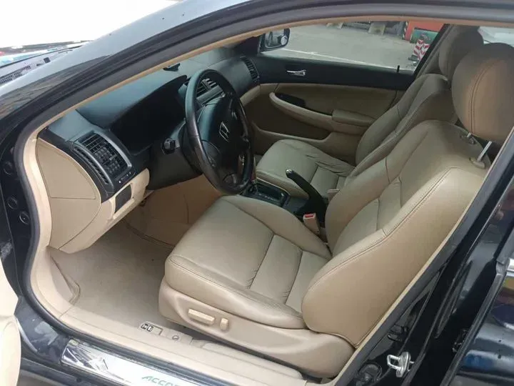 2005 Honda Accord 2.0L 150HP L4 5AT,autocango,china used car exporter,china ev exporter,chinese used car exporter,chinese used ev exporter
