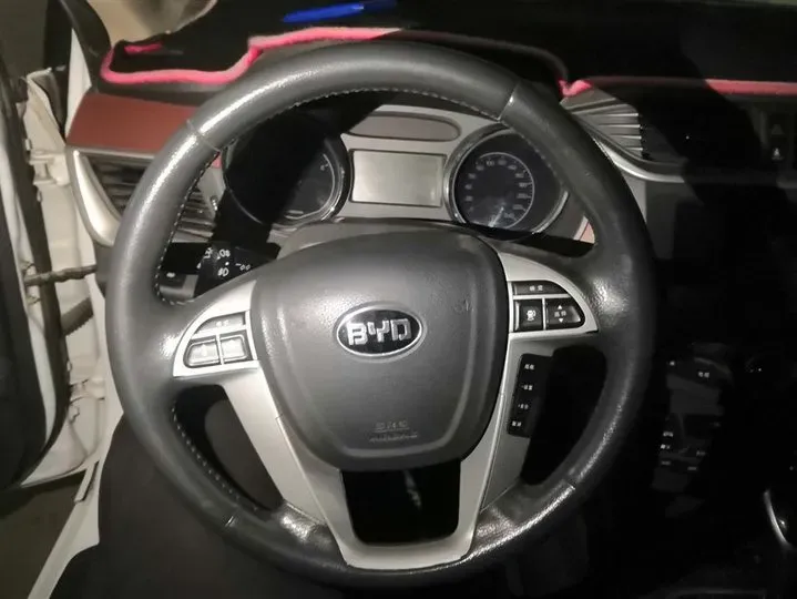 2014 BYD G5 1.5T 154HP L4 6DCT,autocango,china used car exporter,china ev exporter,chinese used car exporter,chinese used ev exporter