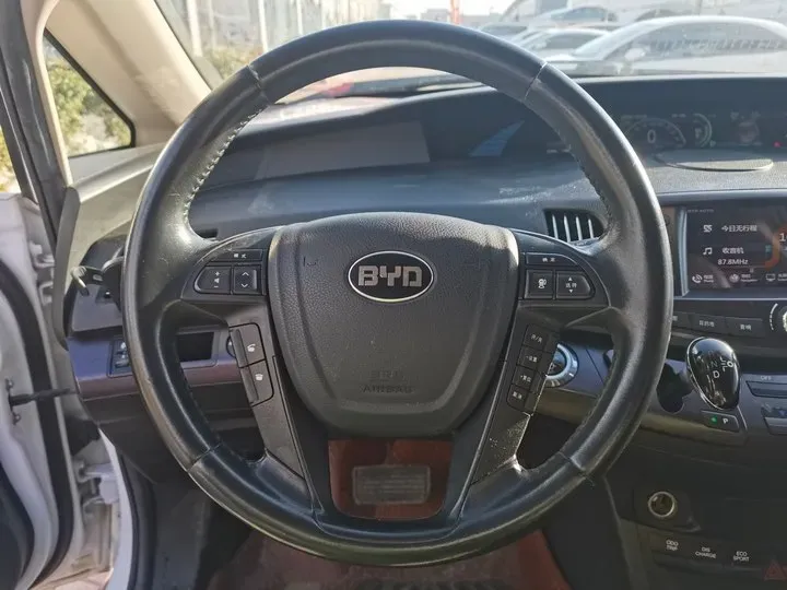 2017 BYD e6 BEV 82KWH,autocango,china used car exporter,china ev exporter,chinese used car exporter,chinese used ev exporter