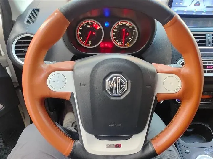 2015 MG 3SW 1.5L 109HP L4 5AMT,autocango,china used car exporter,china ev exporter,chinese used car exporter,chinese used ev exporter