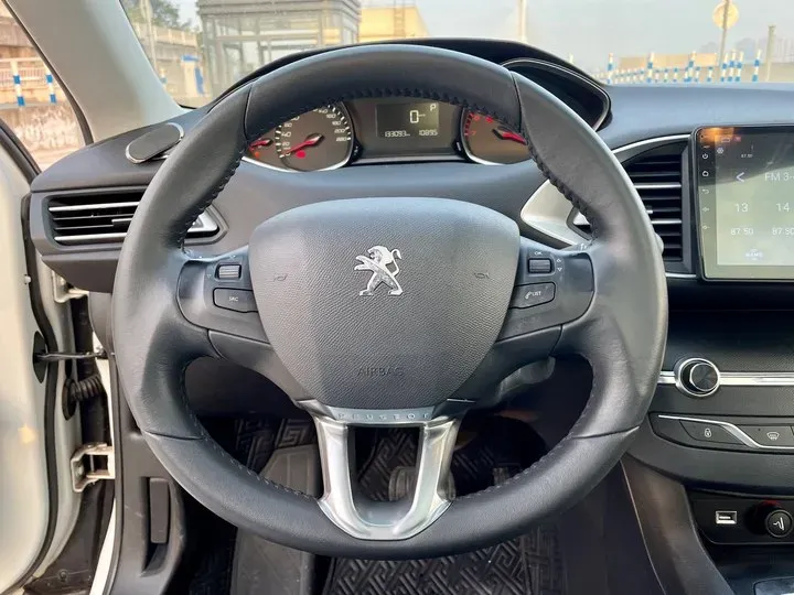 2015 Peugeot 308S 1.2T 136HP L3 6AT,autocango,china used car exporter,china ev exporter,chinese used car exporter,chinese used ev exporter