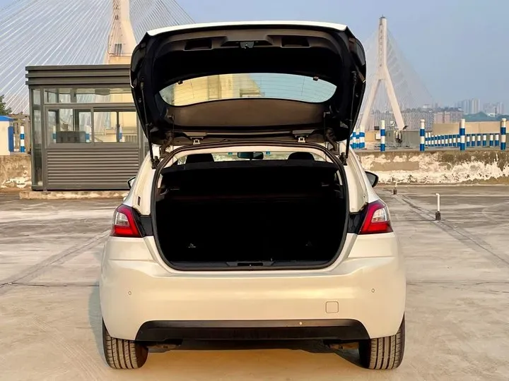 2015 Peugeot 308S 1.2T 136HP L3 6AT,autocango,china used car exporter,china ev exporter,chinese used car exporter,chinese used ev exporter