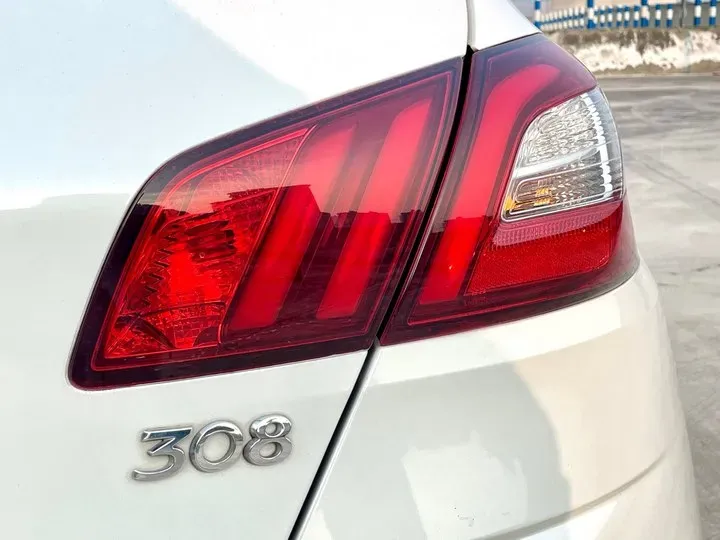 2015 Peugeot 308S 1.2T 136HP L3 6AT,autocango,china used car exporter,china ev exporter,chinese used car exporter,chinese used ev exporter