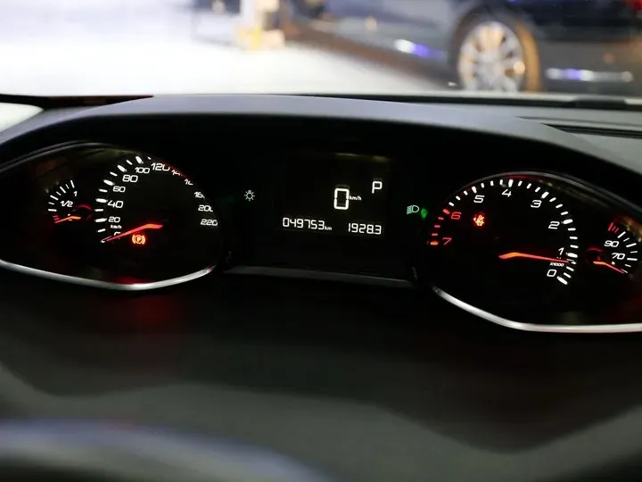 2015 Peugeot 308S 1.6T 167HP L4 6AT,autocango,china used car exporter,china ev exporter,chinese used car exporter,chinese used ev exporter