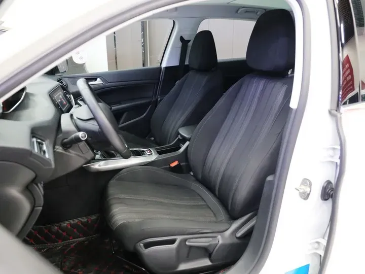 2015 Peugeot 308S 1.6T 167HP L4 6AT,autocango,china used car exporter,china ev exporter,chinese used car exporter,chinese used ev exporter