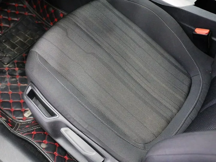 2015 Peugeot 308S 1.6T 167HP L4 6AT,autocango,china used car exporter,china ev exporter,chinese used car exporter,chinese used ev exporter