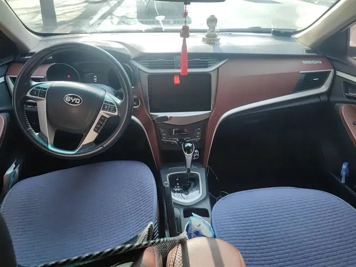 2014 BYD G5 1.5T 154HP L4 6DCT,autocango,china used car exporter,china ev exporter,chinese used car exporter,chinese used ev exporter