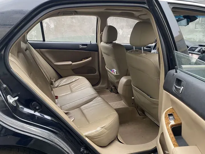 2010 BYD F6 2.0L 140HP L4 CVT,autocango,china used car exporter,china ev exporter,chinese used car exporter,chinese used ev exporter