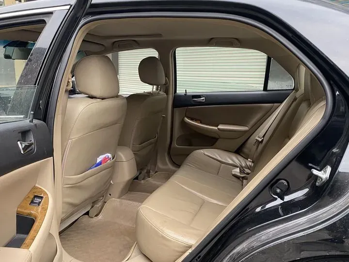 2010 BYD F6 2.0L 140HP L4 CVT,autocango,china used car exporter,china ev exporter,chinese used car exporter,chinese used ev exporter