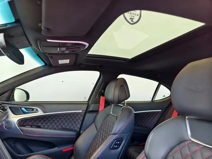 2021 Genesis G70 2.0T 245HP L4 8AT,autocango,china used car exporter,china ev exporter,chinese used car exporter,chinese used ev exporter