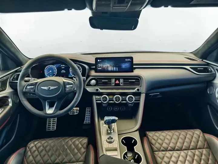 2021 Genesis G70 2.0T 245HP L4 8AT,autocango,china used car exporter,china ev exporter,chinese used car exporter,chinese used ev exporter