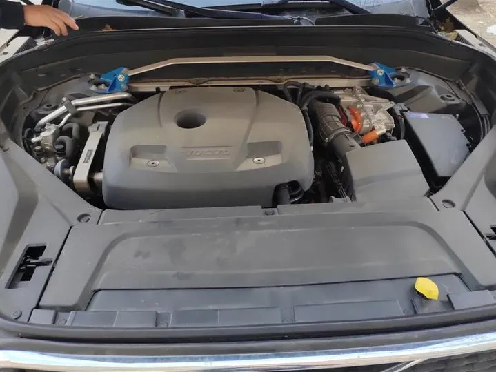 2019 Volvo XC90 2.0T 320HP L4 8AT PHEV 10.4KWH,autocango,china used car exporter,china ev exporter,chinese used car exporter,chinese used ev exporter