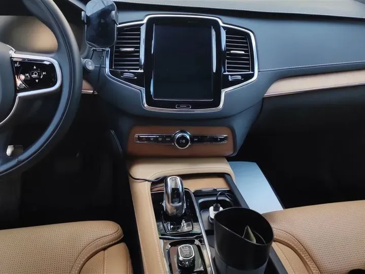 2019 Volvo XC90 2.0T 320HP L4 8AT PHEV 10.4KWH,autocango,china used car exporter,china ev exporter,chinese used car exporter,chinese used ev exporter