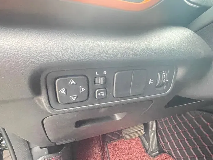 2022 ChangAn UNI-T 1.5T 188HP L4 7DCT,autocango,china used car exporter,china ev exporter,chinese used car exporter,chinese used ev exporter