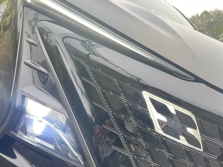 2022 ChangAn UNI-T 1.5T 188HP L4 7DCT,autocango,china used car exporter,china ev exporter,chinese used car exporter,chinese used ev exporter