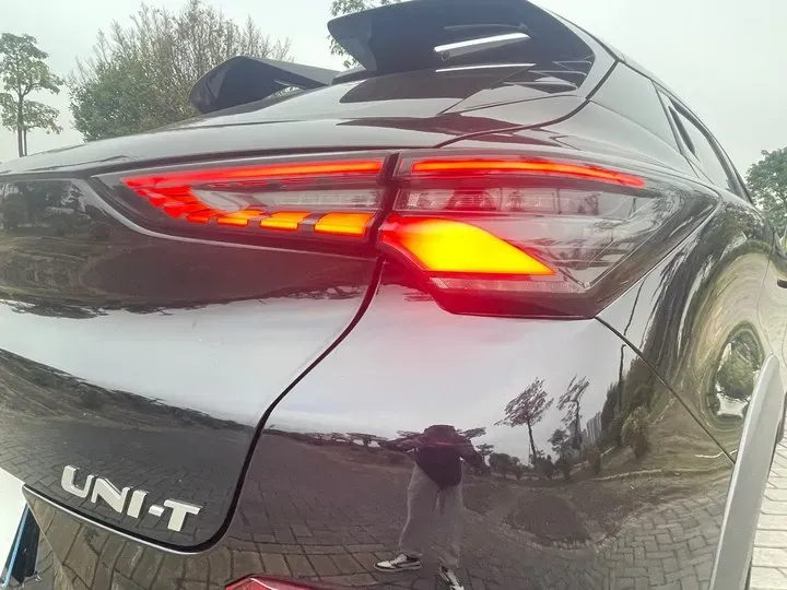 2022 ChangAn UNI-T 1.5T 188HP L4 7DCT,autocango,china used car exporter,china ev exporter,chinese used car exporter,chinese used ev exporter
