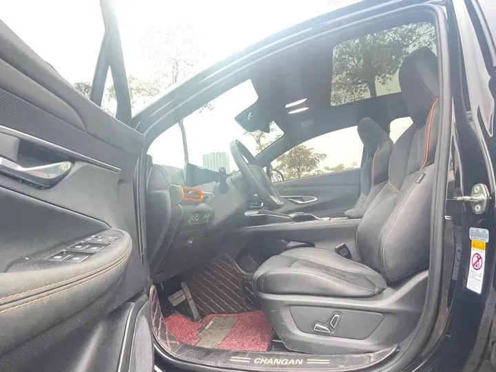 2022 ChangAn UNI-T 1.5T 188HP L4 7DCT,autocango,china used car exporter,china ev exporter,chinese used car exporter,chinese used ev exporter