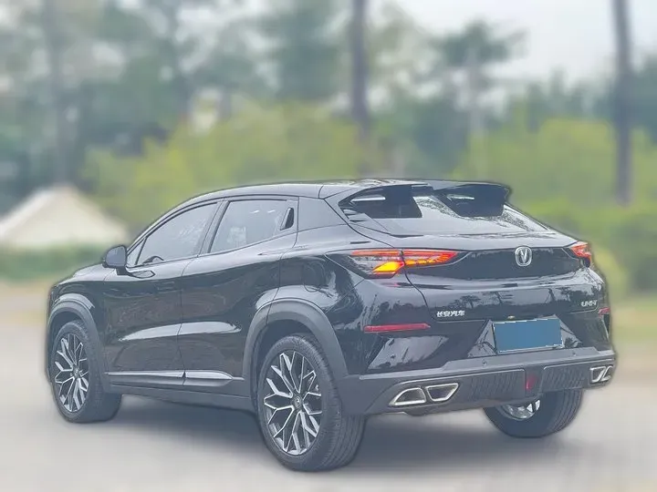 2022 ChangAn UNI-T 1.5T 188HP L4 7DCT,autocango,china used car exporter,china ev exporter,chinese used car exporter,chinese used ev exporter