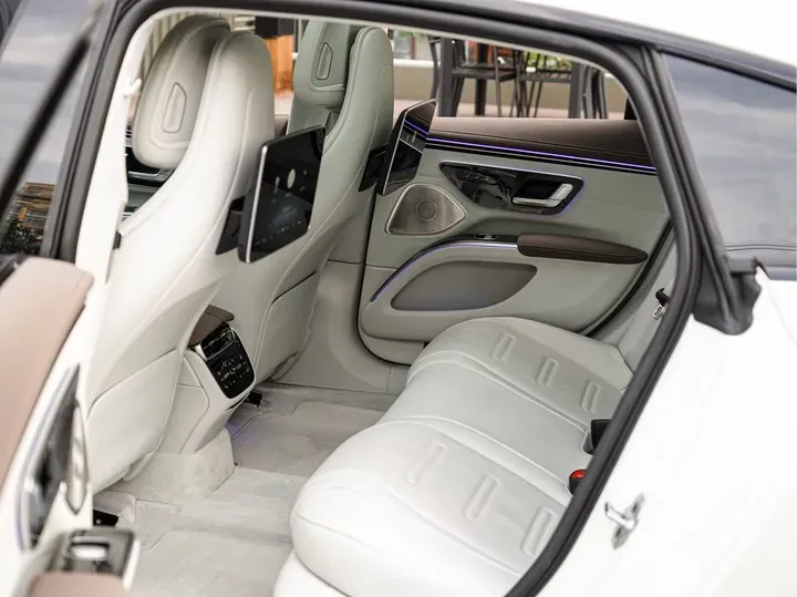 2022 Mercedes-Benz EQS AMG BEV 111.8KWH,autocango,china used car exporter,china ev exporter,chinese used car exporter,chinese used ev exporter