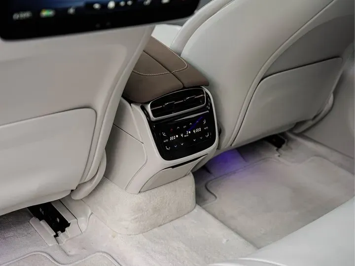 2022 Mercedes-Benz EQS AMG BEV 111.8KWH,autocango,china used car exporter,china ev exporter,chinese used car exporter,chinese used ev exporter