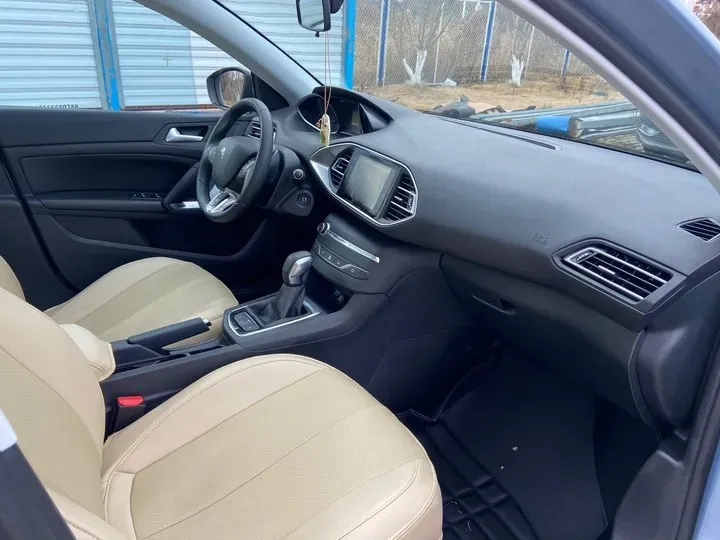 2015 Peugeot 308S 1.2T 136HP L3 6AT,autocango,china used car exporter,china ev exporter,chinese used car exporter,chinese used ev exporter