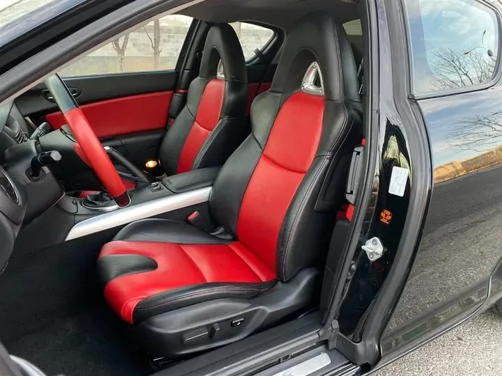 2004 Mazda RX-8 1.3L 209HP R2 6MT,autocango,china used car exporter,china ev exporter,chinese used car exporter,chinese used ev exporter