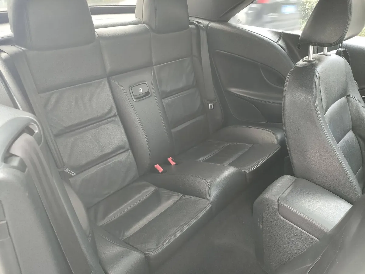 2011 Volkswagen Eos 2.0T 211HP L4 6DCT,autocango,china used car exporter,china ev exporter,chinese used car exporter,chinese used ev exporter