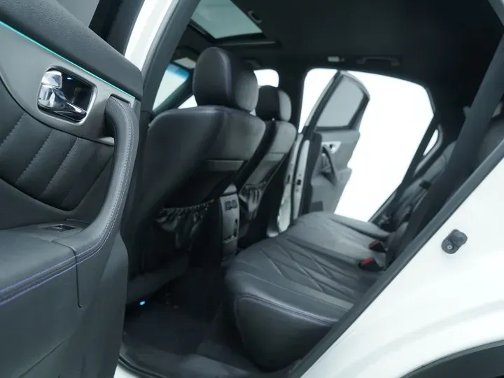 2015 Infiniti QX70 3.7L 351HP V6 7AT,autocango,china used car exporter,china ev exporter,chinese used car exporter,chinese used ev exporter