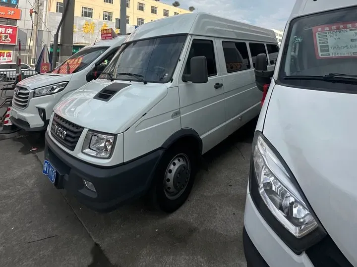2020 Iveco DeYi 2.5T 122HP L4 5MT,autocango,china used car exporter,china ev exporter,chinese used car exporter,chinese used ev exporter