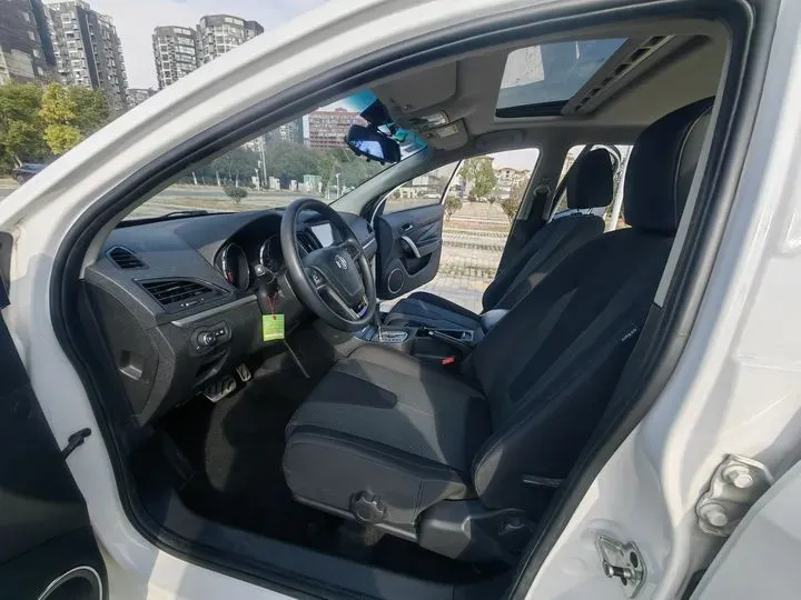 2012 MG 5 1.5L 109HP L4 4AT,autocango,china used car exporter,china ev exporter,chinese used car exporter,chinese used ev exporter