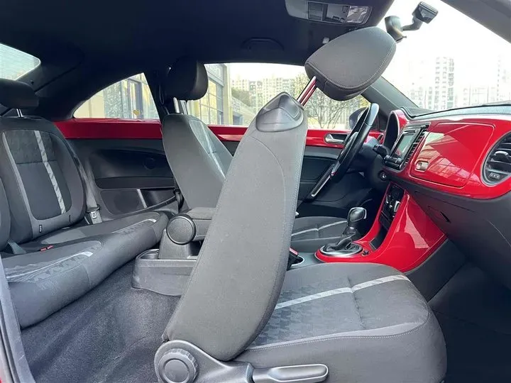 2018 Volkswagen Beetle 1.2T 105HP L4 7DCT,autocango,china used car exporter,china ev exporter,chinese used car exporter,chinese used ev exporter