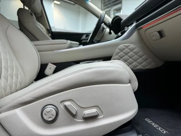 2021 Genesis GV80 2.5T 304HP L4 8AT,autocango,china used car exporter,china ev exporter,chinese used car exporter,chinese used ev exporter