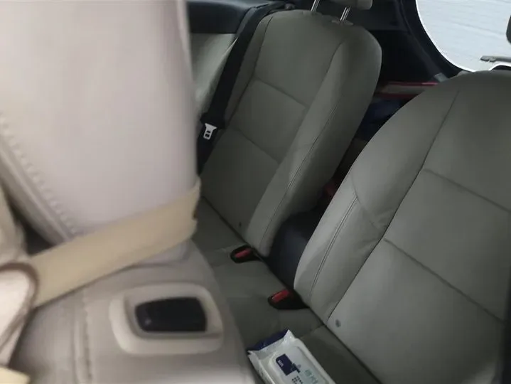 2012 Volvo C30 2.0L 145HP L4 6DCT,autocango,china used car exporter,china ev exporter,chinese used car exporter,chinese used ev exporter