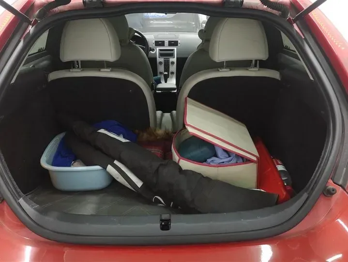 2012 Volvo C30 2.0L 145HP L4 6DCT,autocango,china used car exporter,china ev exporter,chinese used car exporter,chinese used ev exporter